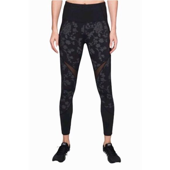 Athleta Moonlight Precision Mesh Floral Camo 7/8 Leggings - Picture 2 of 11